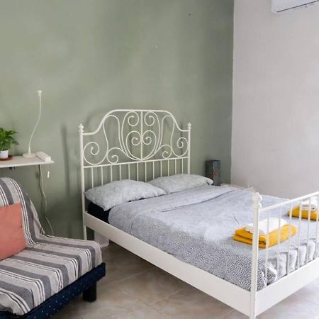 Bnb Medina เนเปิลส์ ภายนอก รูปภาพ